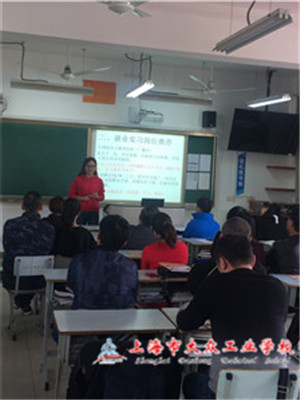 627C7619CE609A8D72A7552DEEB5FE9C