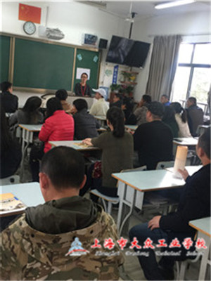 E415BF9D2A5A51620FBE841BB773C052